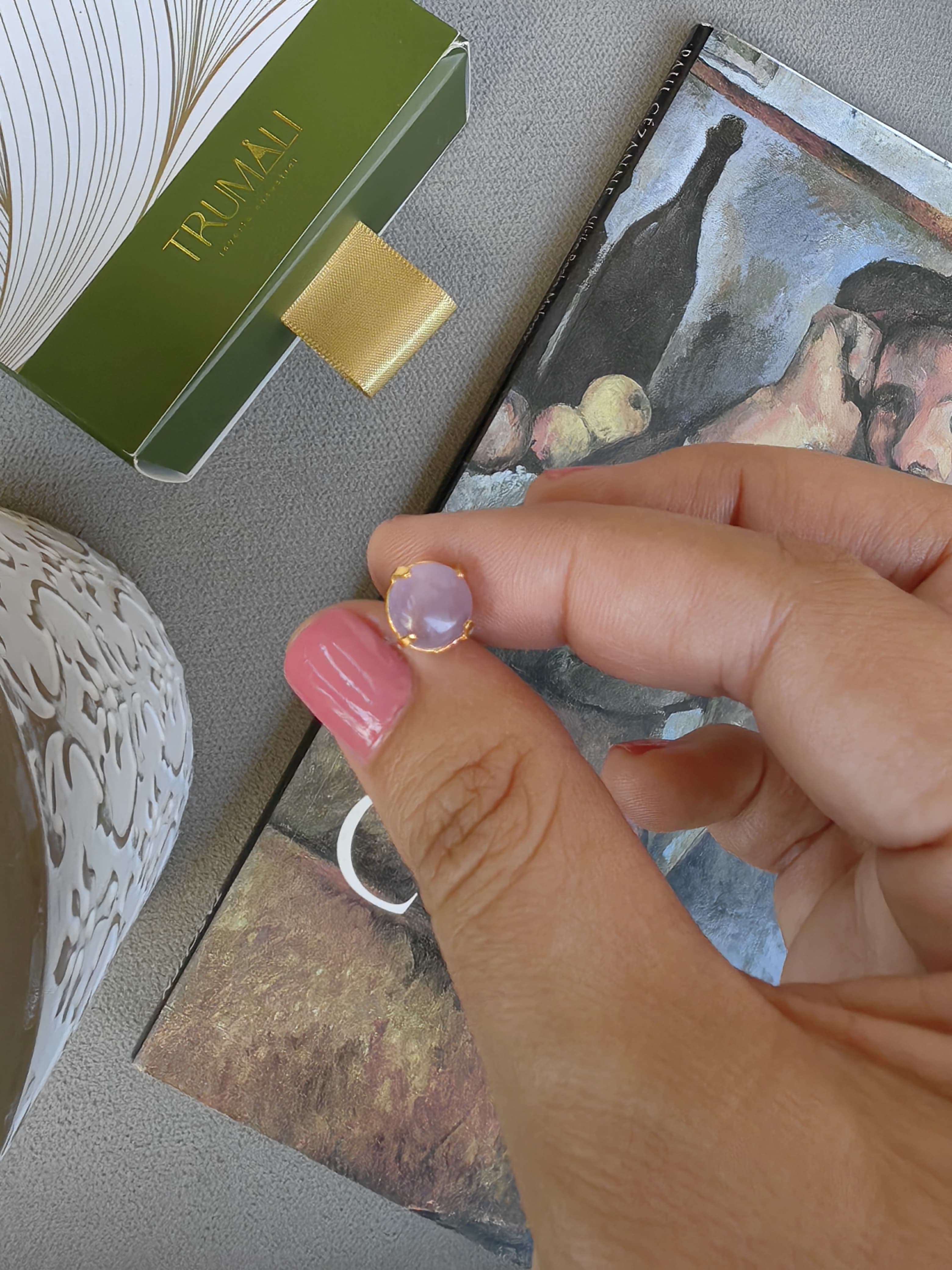 Topo Clásico con Cuarzo Rosa – Suavidad y amor ancestral